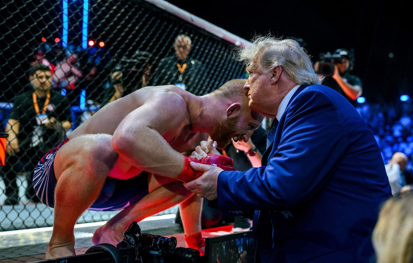 Una “amenaza potencial” frustrada durante el show de MMA en la Casa Blanca para Trump Una “amenaza potencial” frustrada durante el show de MMA en la Casa Blanca para Trump